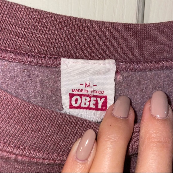 OBEY Crewneck - Picture 2 of 2